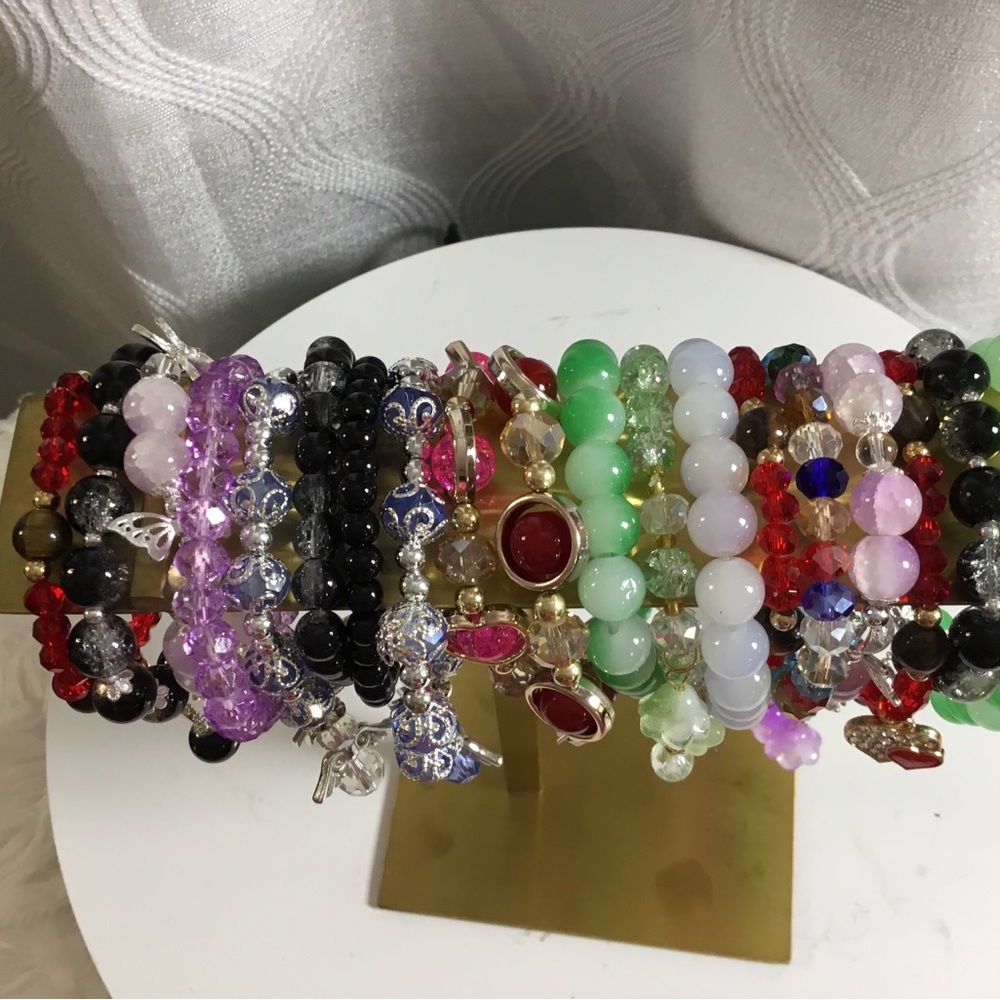 One Women’s Beaded Stretch Bracelets — Choose only one.